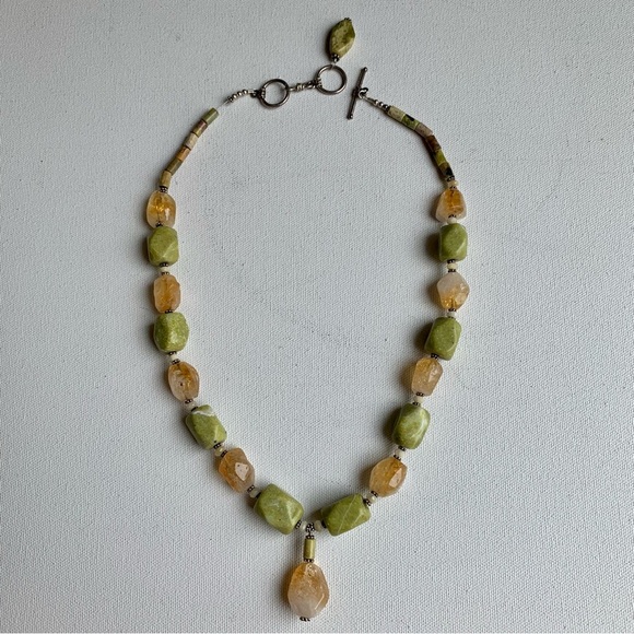 Vintage Chunky Gemstone Necklace Yellow Citrine Crystals Green Serpentine 24" - Picture 2 of 13